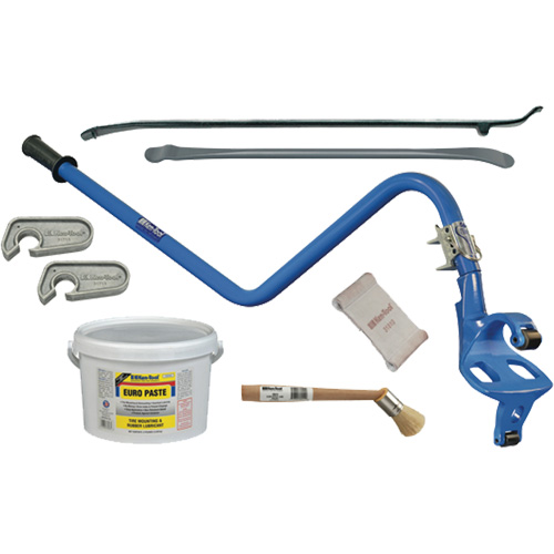Ensemble d'entretien de pneu de camion Blue Cobra Maritime Industrial Rubber