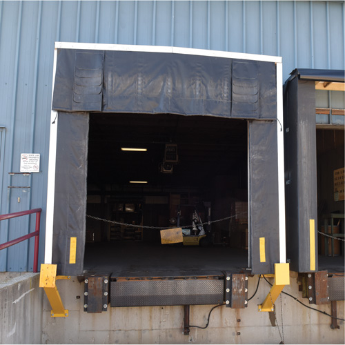 Abri de quai de d&eacute;chargement Maritime Industrial Rubber