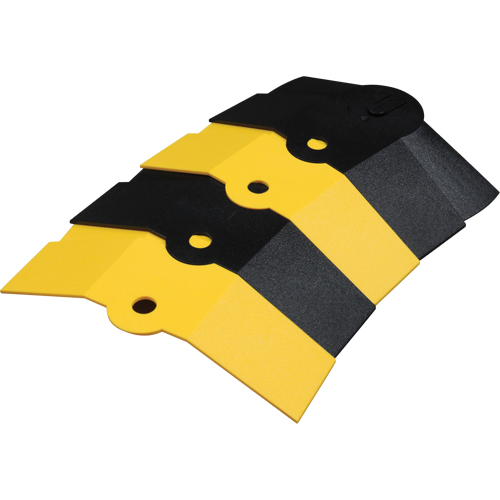 Syst&egrave;me de protection de c&acirc;bles Ultra-Sidewinder - moyen , 14,125" x 9,75" x 1,38", 13500 lb (6,75 tons) Maritime Industrial Rubber