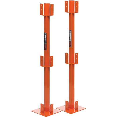 Poteaux temporaires ProGuards pour barri&egrave;re de s&eacute;curit&eacute;, 8" la x 39" h, Orange Maritime Industrial Rubber