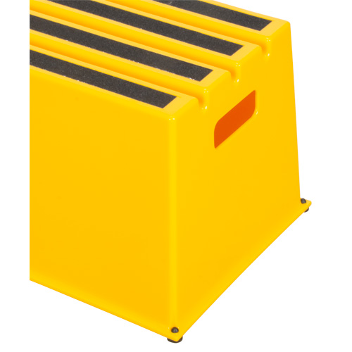 Escabeau industriel, 20-7/8" x 12-3/16" x Hauteur 12" Maritime Industrial Rubber