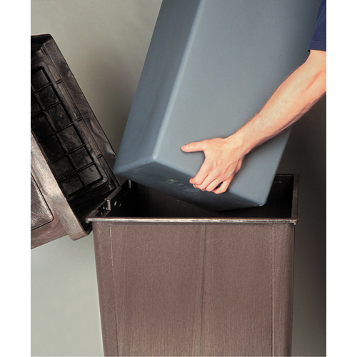 Contenants Landmark Series Classique - doublures rigides, 24.67 gal. US Maritime Industrial Rubber