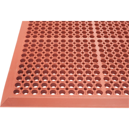 Competitor Series Mats, Slotted, 3' x 5' x 7/8", Orange, Natural Rubber Maritime Industrial Rubber