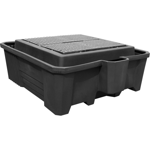 Palette de confinement avec drain, Capacit&eacute; de d&eacute;versement 385 gal., 73" x 80,5" x 29,5" Maritime Industrial Rubber