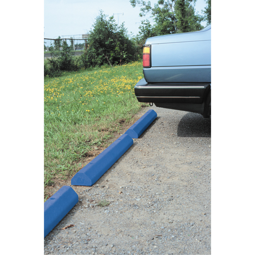 Butoirs pour voitures, Plastique, 6' l, Bleu Maritime Industrial Rubber