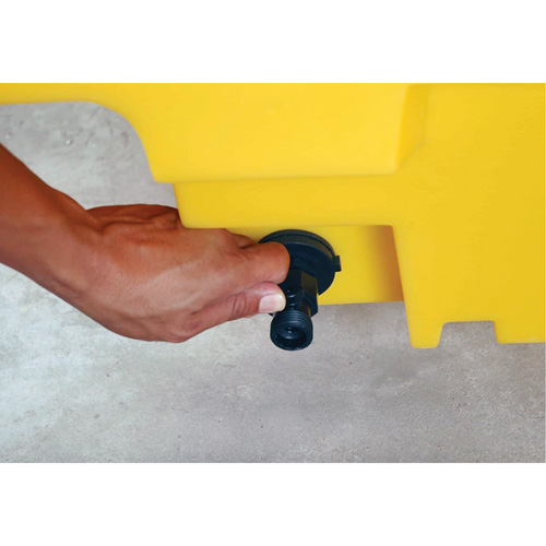 Contenant de confinement Ultra-Rack Sump, 51,5'' lo x 51,5'' la x 12" ha, 66 gal. US Capacit&eacute; Maritime Industrial Rubber