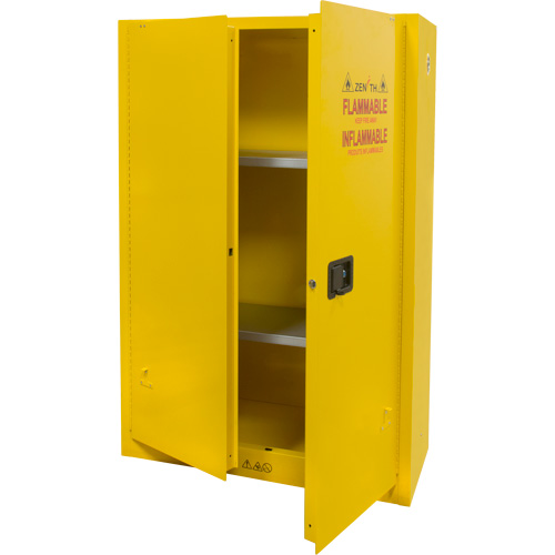 Armoire pour produits inflammables, 45 gal., 2 Porte(s), 43" La x 65" h x 18" p Maritime Industrial Rubber