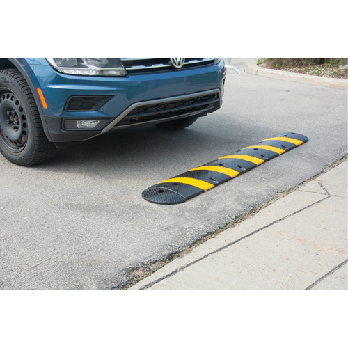 Speed Bump Kit, Rubber, 4' L x 11" W x 2" H Maritime Industrial Rubber