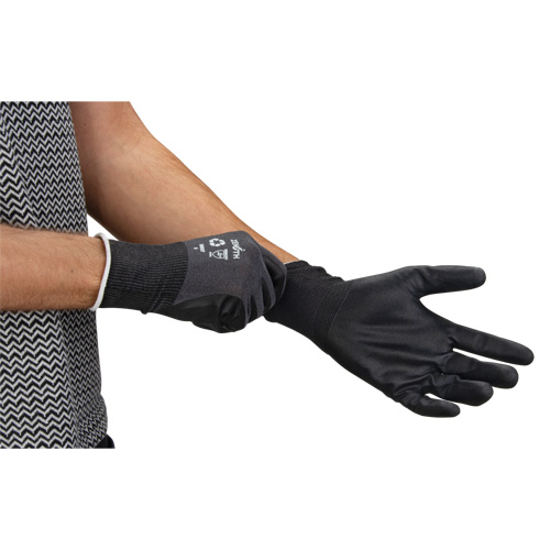 Eco-Friendly Breathable Coated Gloves, 7, Foam Nitrile Coating, 21 Gauge, Nylon/RPET Shell Maritime Industrial Rubber