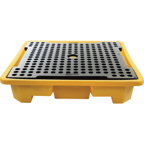 Palette de d&eacute;versements pour quatre barils, Capacit&eacute; de d&eacute;versement 66 gal. US, 57,5" x 57,5" x 12" Maritime Industrial Rubber