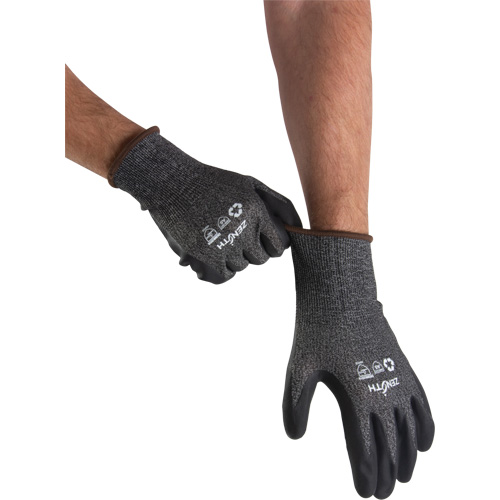 Gants &eacute;cologiques, l&eacute;gers, et r&eacute;sistants &agrave; la coupe, &agrave; haute dext&eacute;rit&eacute;, Taille 7, Calibre 21, Rev&ecirc;tement Mousse de nitrile, Enveloppe en Acier inoxydable/PEHP/rPET, ASTM ANSI niveau A5 Maritime Industrial Rubber