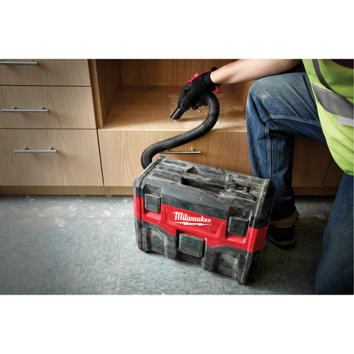 M18 Wet/Dry Vacuum (Tool Only), 18 V, 2 Gal. Capacity Maritime Industrial Rubber