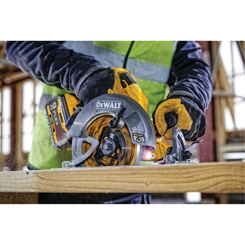 FlexVolt&reg; Max Brushless Circular Saw with Electric Brake Kit, 7-1/4", 60 V Maritime Industrial Rubber