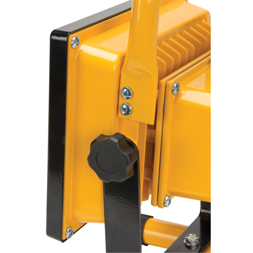 Portable Work Light, LED, 20 W, 2500 Lumens, Aluminum Housing Maritime Industrial Rubber