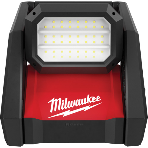 M18 Rover Dual Power Flood Light, LED, 2000/4000/1200 Lumens, Plastic Housing Maritime Industrial Rubber