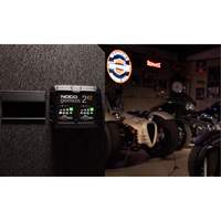Chargeur de batterie 2 sorties de 4 A Genius 2X2 Maritime Industrial Rubber