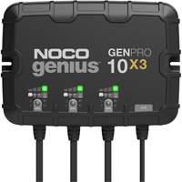 Chargeur de batterie embarqu&eacute; &agrave; 3 sorties de 30 amp&egrave;res GenPro10X3 Genius Maritime Industrial Rubber