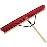 Balai-brosse &agrave; manche renforc&eacute;, 36", Moyen, Soies PVC Maritime Industrial Rubber