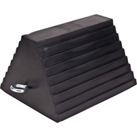 Cale de roue, 9" x 8" x 6", Noir Maritime Industrial Rubber