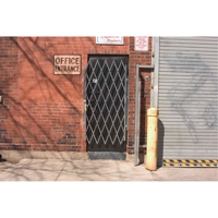 Barri&egrave;res de porte robustes, Simple, 4' lo x 5' 9" h d&eacute;ploy&eacute; Maritime Industrial Rubber
