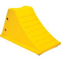 Cales de roue avec surface antid&eacute;rapante en caoutchouc, Polyur&eacute;thane, Jaune, 11-1/4" la x 21" p x 12-1/4" h Maritime Industrial Rubber