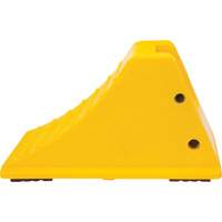 Cales de roue avec surface antid&eacute;rapante en caoutchouc, Polyur&eacute;thane, Jaune, 11-1/4" la x 21" p x 12-1/4" h Maritime Industrial Rubber