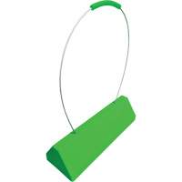 Cale de roue pour avion Checkers Safety SafeRay avec poign&eacute;e &agrave; c&acirc;ble ergonomique, Ur&eacute;thane, Vert fluorescent, 24" la x 8" p x 6" h Maritime Industrial Rubber
