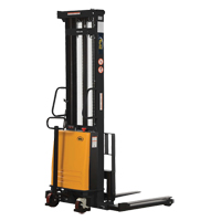 Gerbeur pour chariot &eacute;l&eacute;vateur, Fonctionnement &eacute;lectrique, Capacit&eacute; 2000 lb, Lev&eacute;e max 150" Maritime Industrial Rubber