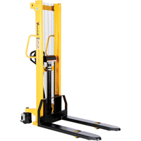 Gerbeur hydraulique manuel, Fonctionnement Pompe manuelle, Capacit&eacute; 2000 lb, Lev&eacute;e max 63" Maritime Industrial Rubber