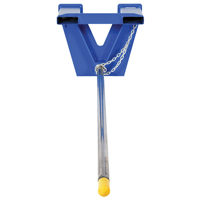 Fl&egrave;che de chariot &eacute;l&eacute;vateur pour tapis, 108-1/2" longueur, Install&eacute; sur fourche, Capacit&eacute; de 2500 lb Maritime Industrial Rubber