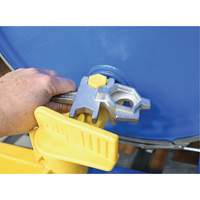 Cl&eacute; pour baril, Ouverture de 3/4"/2", Poign&eacute;e 9-1/2", Acier inoxydable Maritime Industrial Rubber