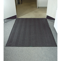 WaterHog&reg; Max Herringbone Classic Mat, Wiper/Scraper, 3' x 5' x 3/8", Grey Ash Maritime Industrial Rubber