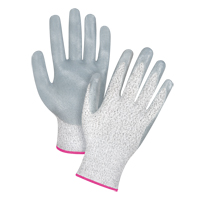 Gants haute performance r&eacute;sistants &agrave; la coupe, Taille 5/2T-petit, Calibre 13, Rev&ecirc;tement Nitrile, Enveloppe en PEHP, ANSI/ISEA 105 niveau 4/EN 388 niveau 5 Maritime Industrial Rubber