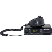 Radio et r&eacute;p&eacute;teur portatif de s&eacute;rie CM200d Maritime Industrial Rubber
