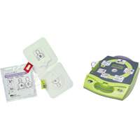 D&eacute;fibrillateur enti&egrave;rement automatis&eacute; AED Plus en anglais avec &eacute;lectrodes Pedi-Padz II suppl&eacute;mentaires, Automatique, Anglais, Classe 4 Maritime Industrial Rubber