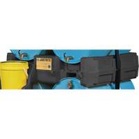 Porte-barils &agrave; empiler pour gestion de la distribution EcoPolyBlend, 46" lo x 48" la x 12" ha Maritime Industrial Rubber