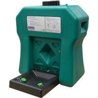 Poste de douche oculaire portable autonome, Aliment&eacute; par gravit&eacute;, Capacit&eacute; 16 gal., Conformit&eacute; ANSI Z358.1 Maritime Industrial Rubber
