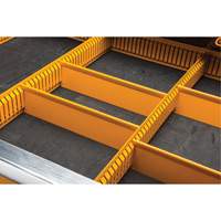 Chariot &agrave; outils &eacute;lectrique, 11 tiroirs, 42-1/2" la x 24-7/16" p x 41" h, Noir/Orange Maritime Industrial Rubber