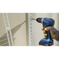 Trousse perceuse-visseuse compacte sans balais, Lithium-ion, 18 V, Mandrin 1/2", Couple 400 lb-po Maritime Industrial Rubber