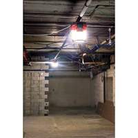 Lampe de chantier compacte M18 RADIUS avec ONE-KEY, DEL, 4400 lumens Maritime Industrial Rubber